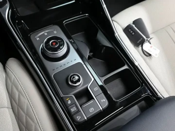 2023 Kia Sorento с пробегом 30 982 км