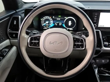 2023 Kia Sorento с пробегом 30 982 км