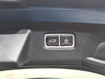 2023 Kia Sorento с пробегом 30 982 км