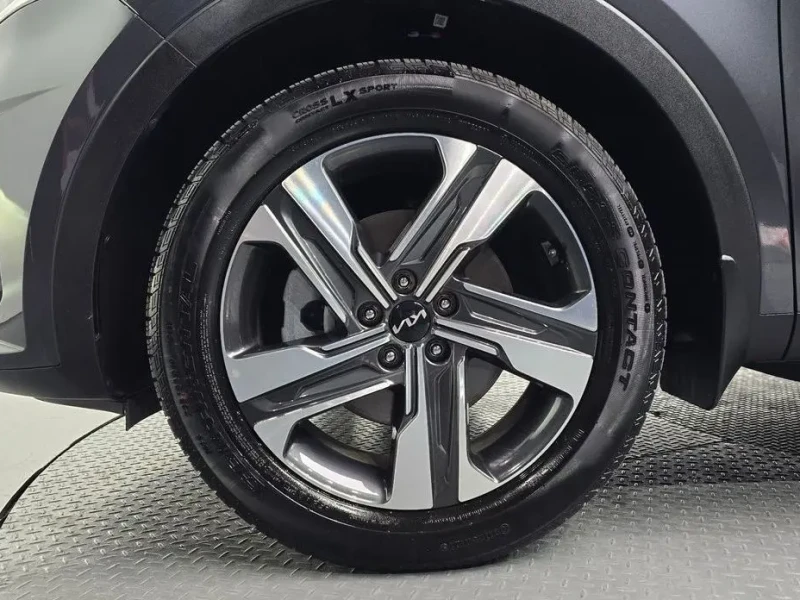 2023 Kia Sorento с пробегом 50 139 км