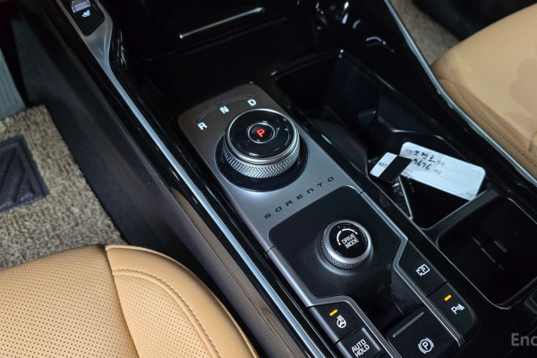 2023 Kia Sorento с пробегом 50 139 км