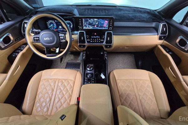 2023 Kia Sorento с пробегом 50 139 км