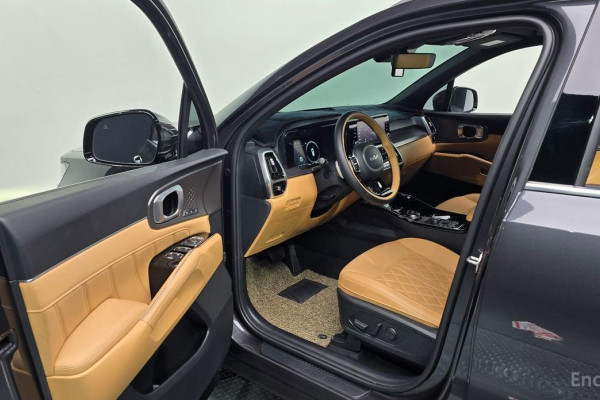 2023 Kia Sorento с пробегом 50 139 км