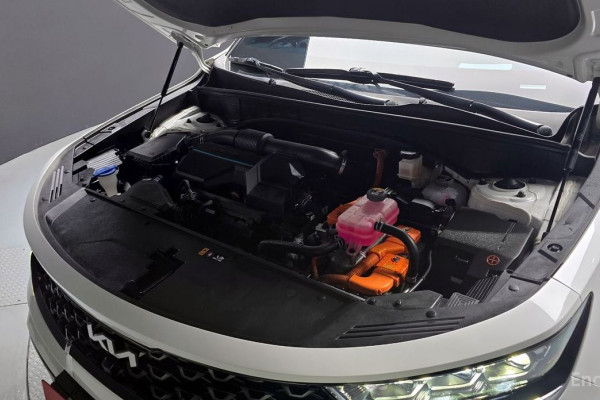 2023 Kia Sorento с пробегом 112 393 км