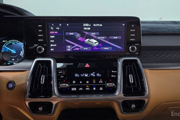 2023 Kia Sorento с пробегом 50 139 км