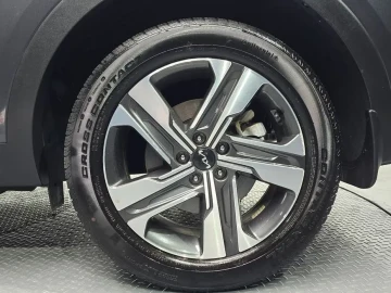 2023 Kia Sorento с пробегом 50 139 км