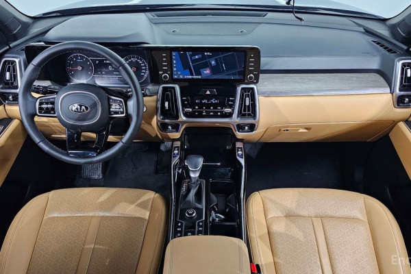 2021 Kia Sorento с пробегом 68 350 км