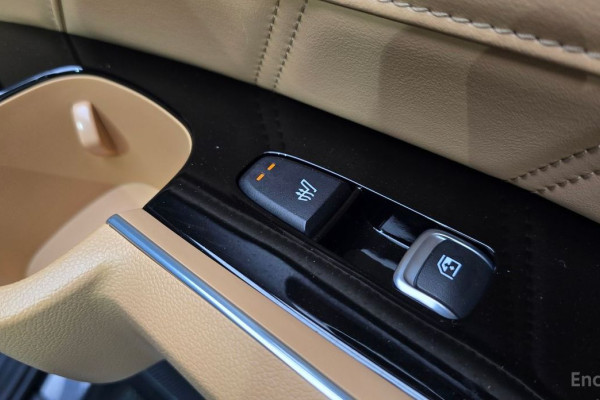 2023 Kia Sorento с пробегом 50 139 км