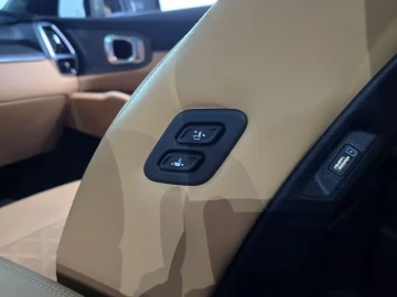 2023 Kia Sorento с пробегом 50 139 км