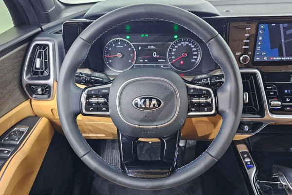2021 Kia Sorento с пробегом 68 350 км