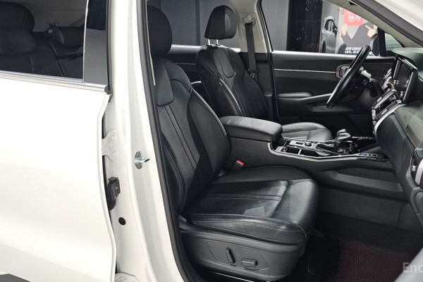 2021 Kia Sorento с пробегом 27 751 км