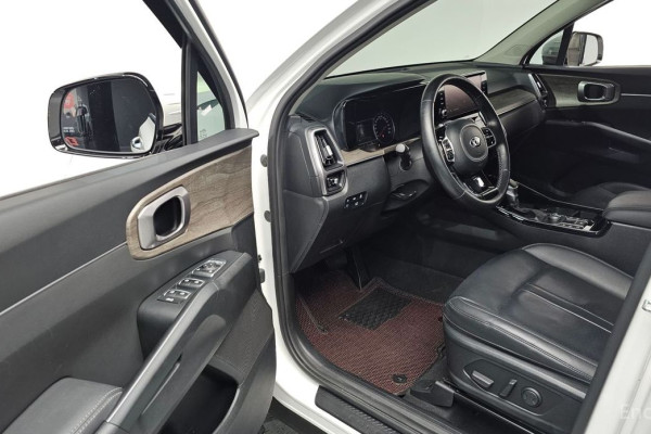 2021 Kia Sorento с пробегом 27 751 км