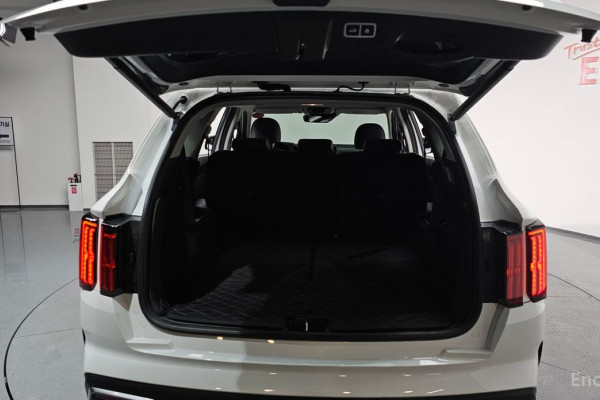 2021 Kia Sorento с пробегом 27 751 км