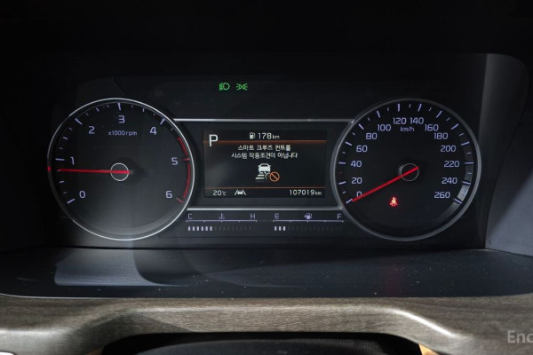 2021 Kia Sorento с пробегом 107 019 км