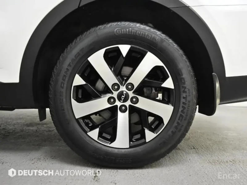 2023 Kia Sorento с пробегом 111 632 км