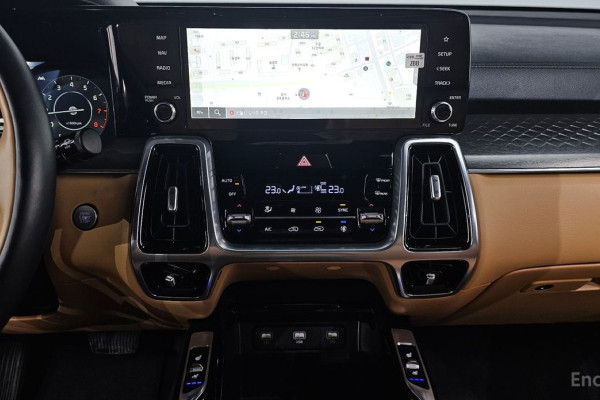 2023 Kia Sorento с пробегом 38 627 км