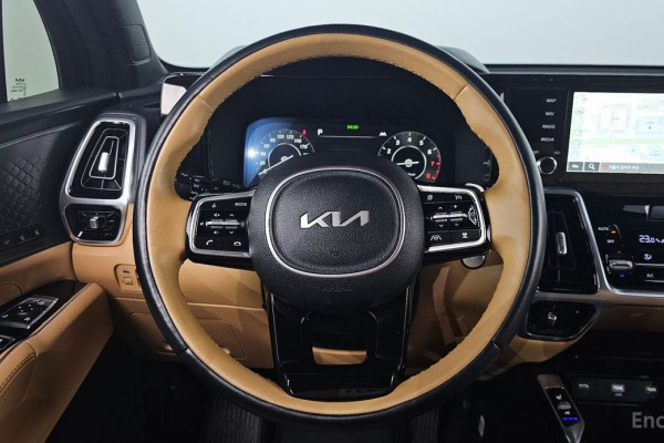 2023 Kia Sorento с пробегом 38 627 км