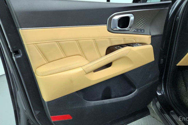 2022 Kia Sorento с пробегом 22 280 км