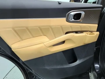 2022 Kia Sorento с пробегом 22 280 км