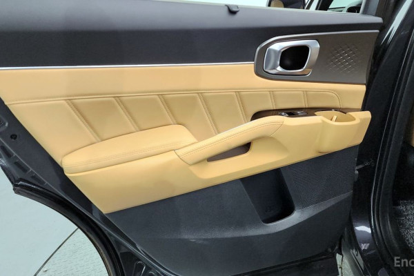 2022 Kia Sorento с пробегом 22 280 км