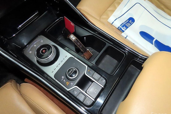 2020 Kia Sorento с пробегом 141 569 км