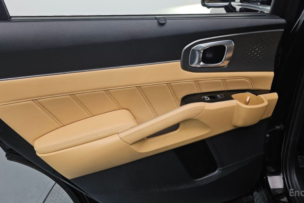 2023 Kia Sorento с пробегом 38 627 км