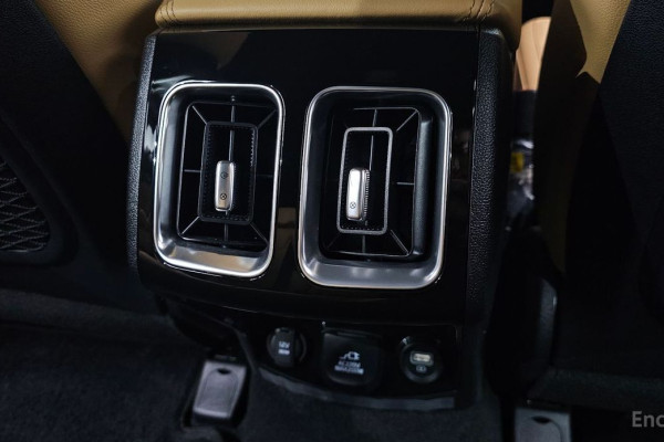 2023 Kia Sorento с пробегом 38 627 км