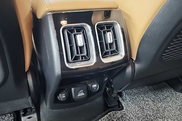 2021 Kia Sorento с пробегом 44 380 км