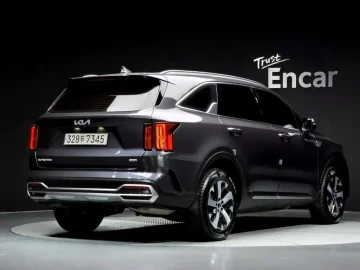 2023 Kia Sorento с пробегом 73 876 км