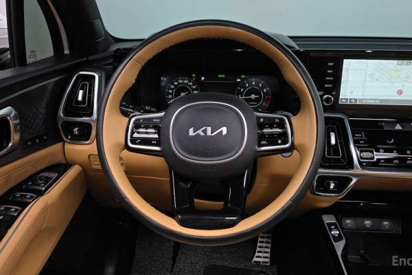 2022 Kia Sorento с пробегом 65 199 км