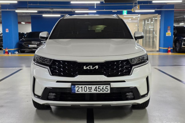 2022 Kia Sorento с пробегом 22 571 км