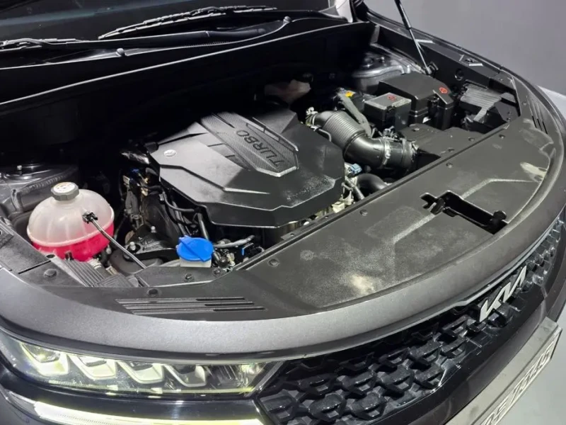 2023 Kia Sorento с пробегом 73 876 км