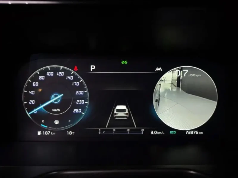 2023 Kia Sorento с пробегом 73 876 км