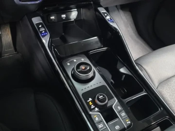 2023 Kia Sorento с пробегом 73 876 км