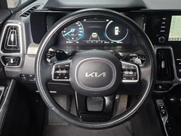 2023 Kia Sorento с пробегом 73 876 км
