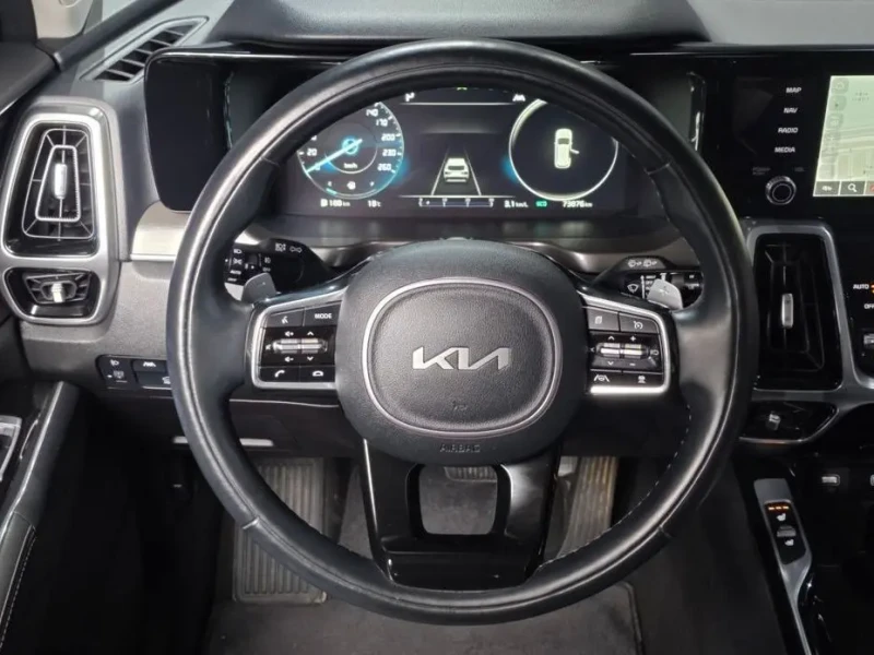 2023 Kia Sorento с пробегом 73 876 км