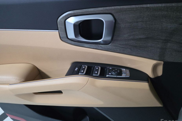 2022 Kia Sorento с пробегом 22 571 км