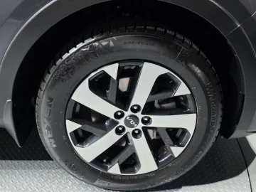 2023 Kia Sorento с пробегом 73 876 км
