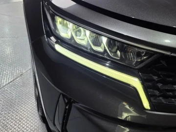 2023 Kia Sorento с пробегом 73 876 км