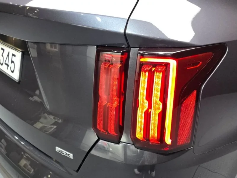 2023 Kia Sorento с пробегом 73 876 км