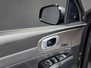 2023 Kia Sorento с пробегом 73 876 км