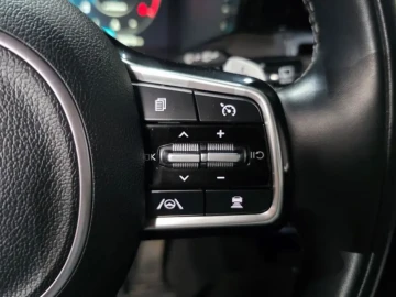 2023 Kia Sorento с пробегом 73 876 км