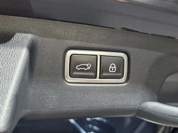 2023 Kia Sorento с пробегом 73 876 км