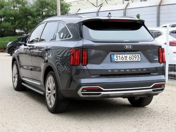 2021 Kia Sorento с пробегом 14 594 км