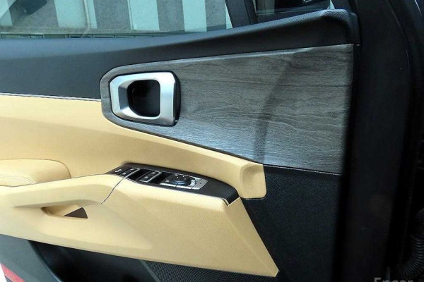 2021 Kia Sorento с пробегом 14 594 км