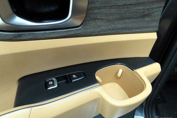 2021 Kia Sorento с пробегом 14 594 км