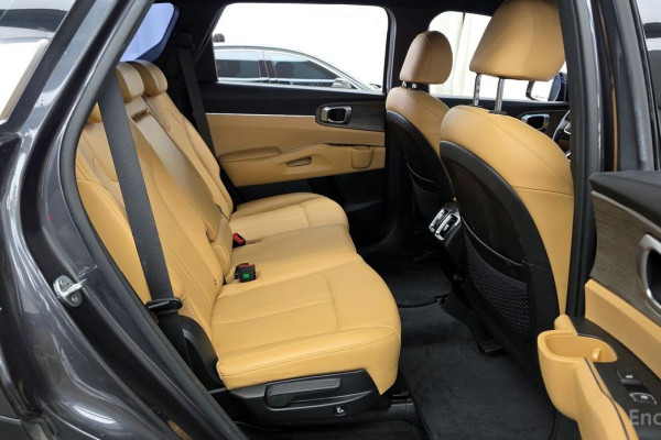 2021 Kia Sorento с пробегом 48 006 км