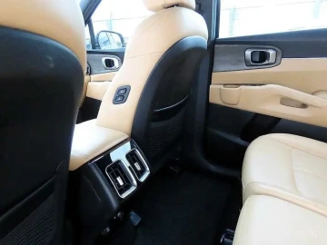 2021 Kia Sorento с пробегом 14 594 км