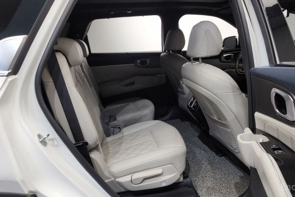 2022 Kia Sorento с пробегом 32 792 км