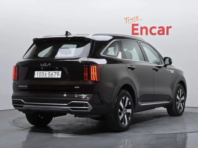 2023 Kia Sorento с пробегом 62 851 км